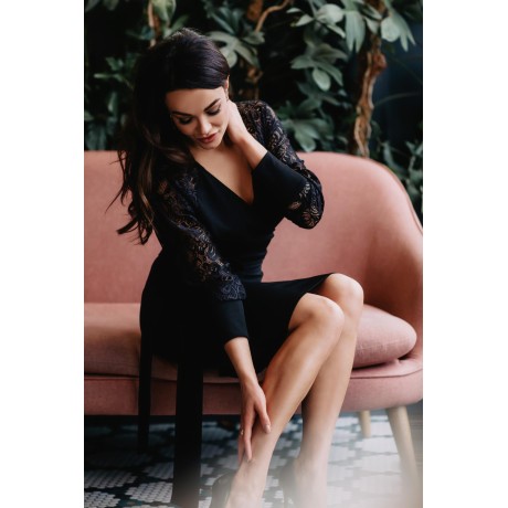 Angela Kimonowa sukienka z koronkowymi rękawami KM332
